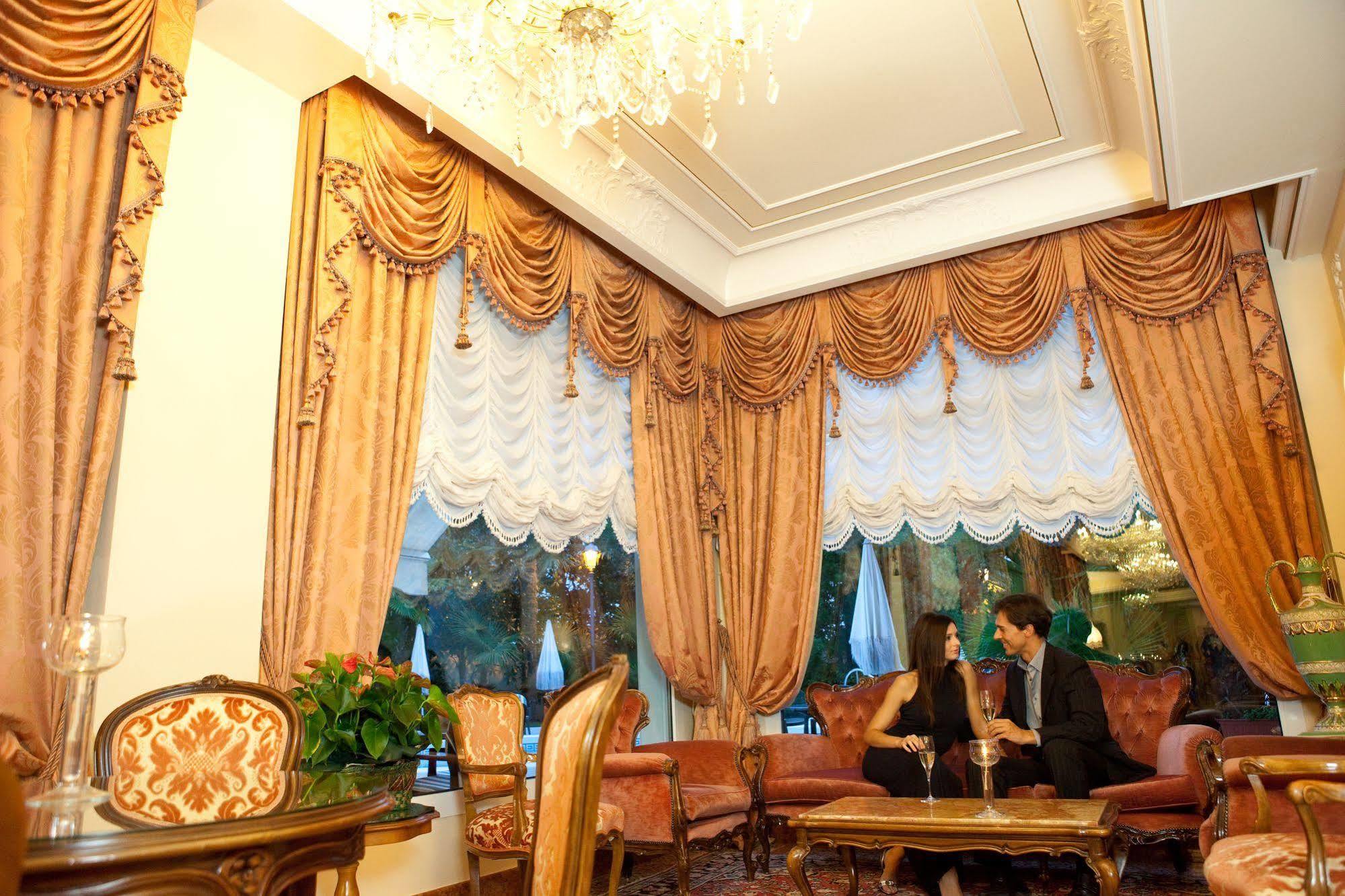 Hotel Due Torri Abano Terme Bagian luar foto